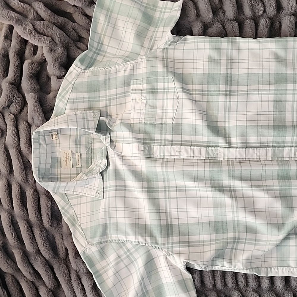 Weatherproof Vintage button down - Picture 2 of 6